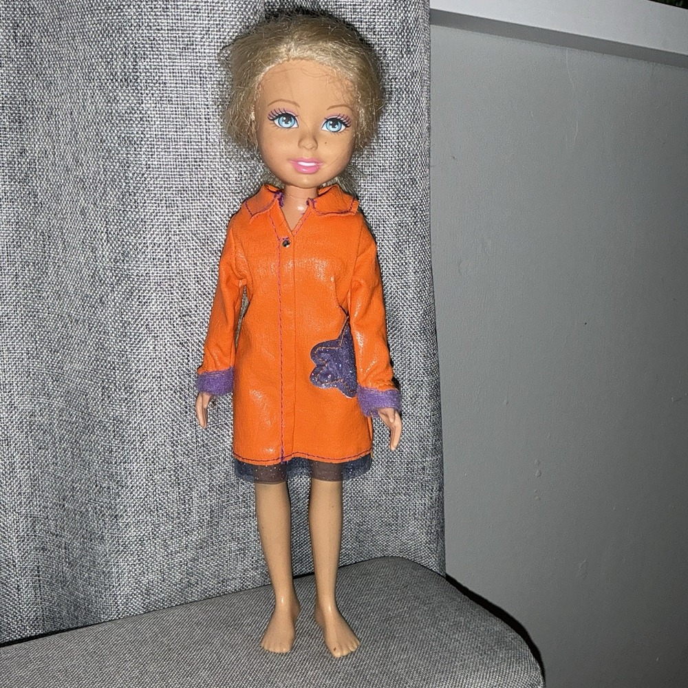 Mattel Barbie Wee 3 Friends Stacie Doll Raincoat Orange Vintage Y2K 2004 Blonde